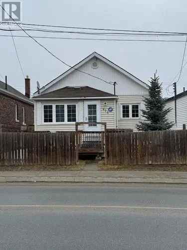 1 1 Bedroom 2 Bath Starter Home Sudbury Carpet Free Fenced Yard