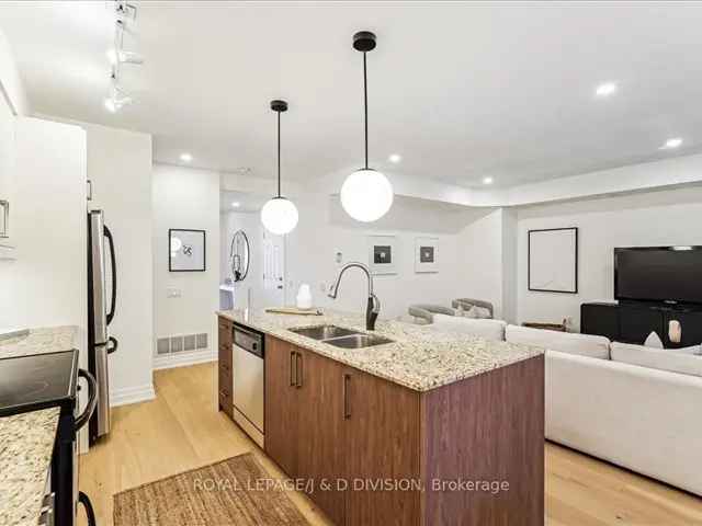 Midtown Toronto Executive Townhome: Spacious, Modern, and Convenient