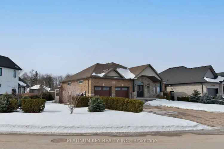 Buy Bungalow in Strathroy with Spacious Open Concept and Garden