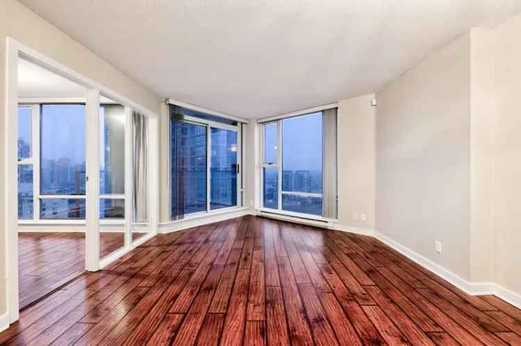 Yaletown Condo for Sale: 1 Bed + Den, False Creek Views, Resort Amenities