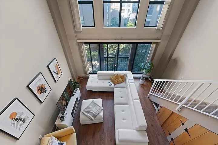 Gastown Loft 1 Bed 1 Bath - 581 Sqft - 1 Parking