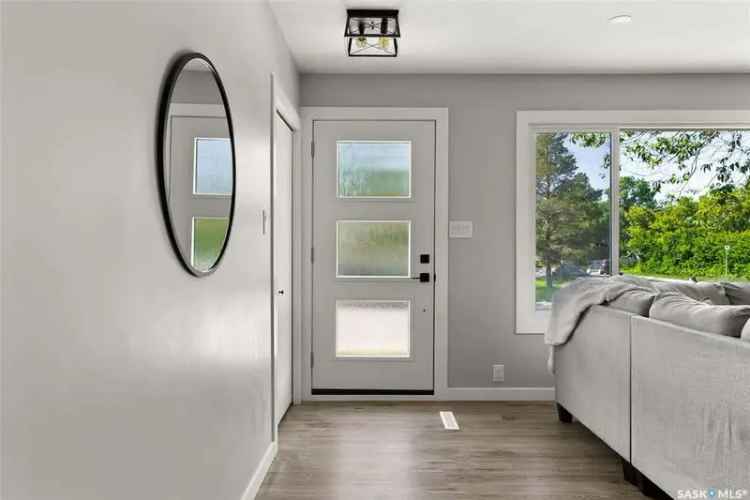 Beautifully Renovated Bungalow 3 1 Beds 2 Baths Cathedral Neighborhood