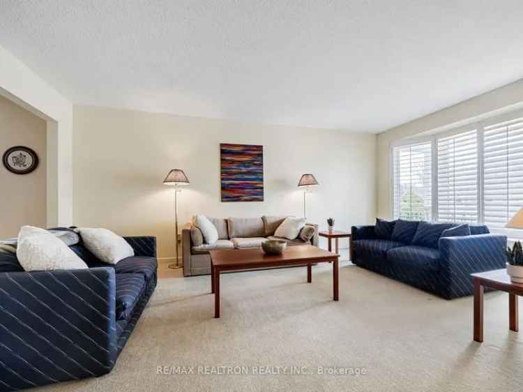 House For Sale , 111, Broomfield Drive, Toronto, Ontario