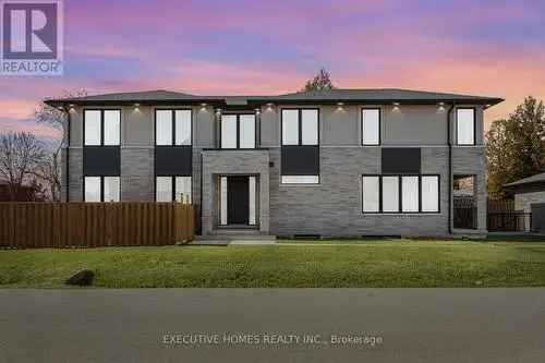 Stunning Modern Home for Sale in Lakeview Mississauga