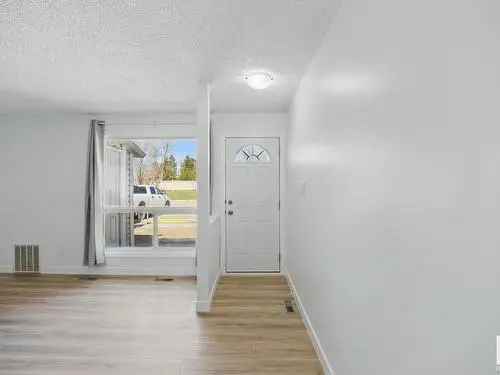 3 Bedroom Carriage Home For Sale in Skyrattler Edmonton