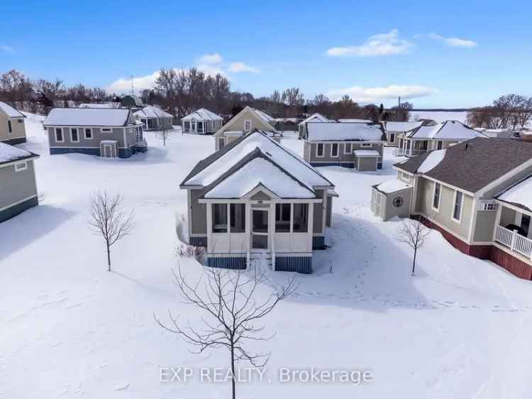 2-Bedroom Bungalow in East Lake Shores Prince Edward County