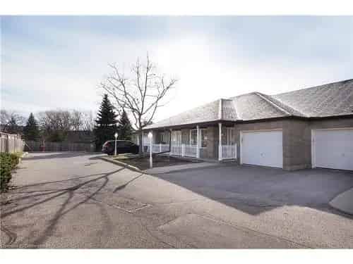 Walkout Bungalow in Highland West Kitchener