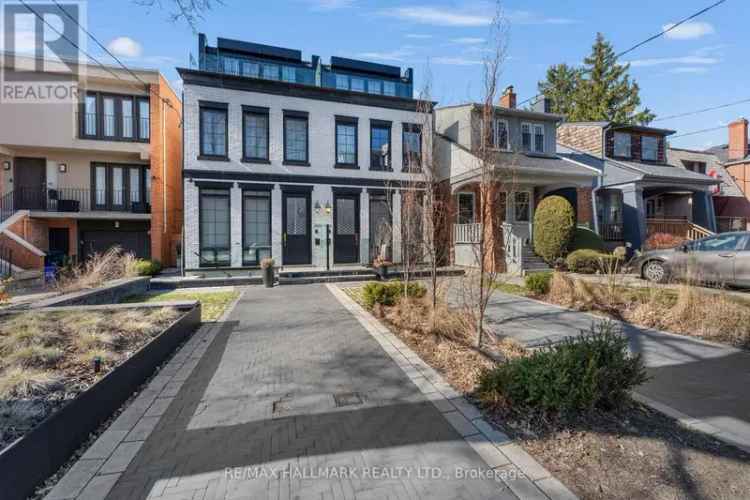 Luxury Semi-Detached Home in Sherwood Park Toronto