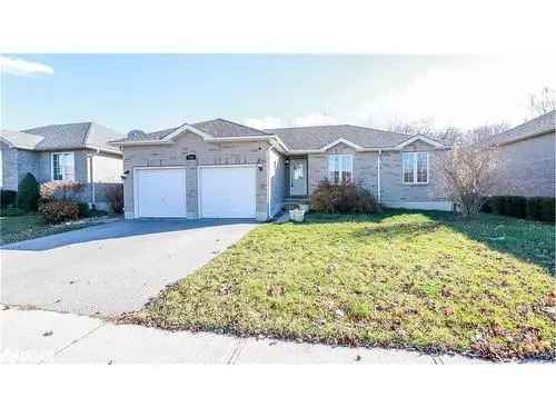 House For Sale In Barrie, Ontario