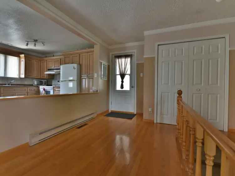 Bungalow for sale, 481, Av. Bernier, Dégelis - Proprio Direct