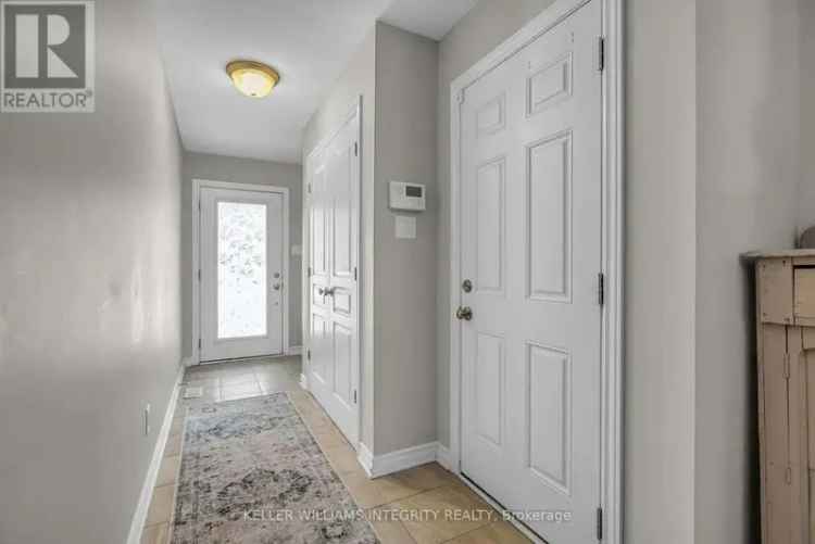 Buy Executive Townhome in Barrhaven with Modern Features and Nearby Parks