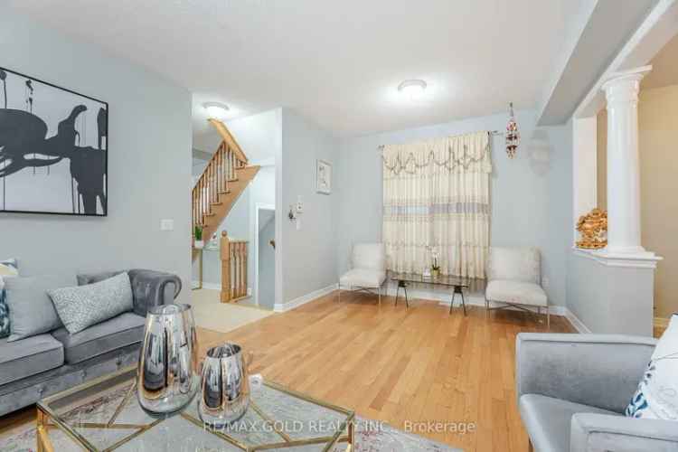 House For Sale in Brampton, Ontario