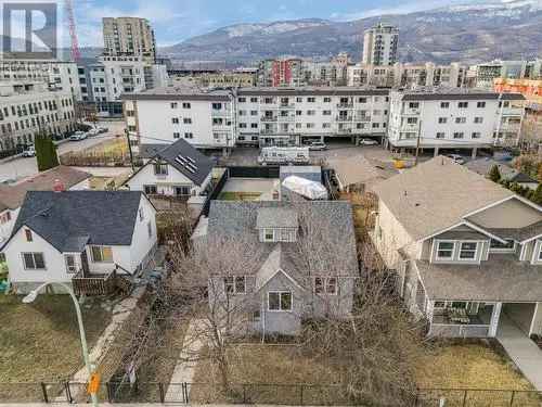 House For Sale In City Centre, Kelowna, British Columbia