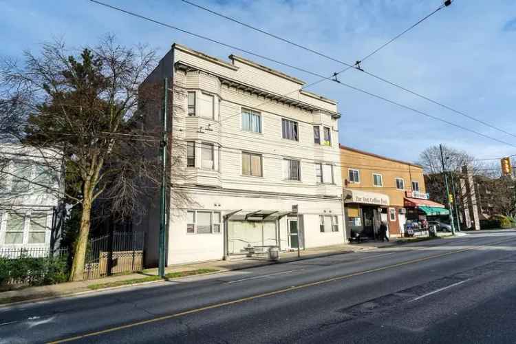 37 Unit Multifamily Property in Port Town with Redevelopment Potential