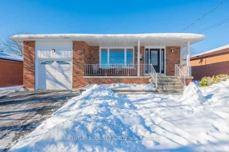 Renovated Family Home in Westwood Village Cobourg