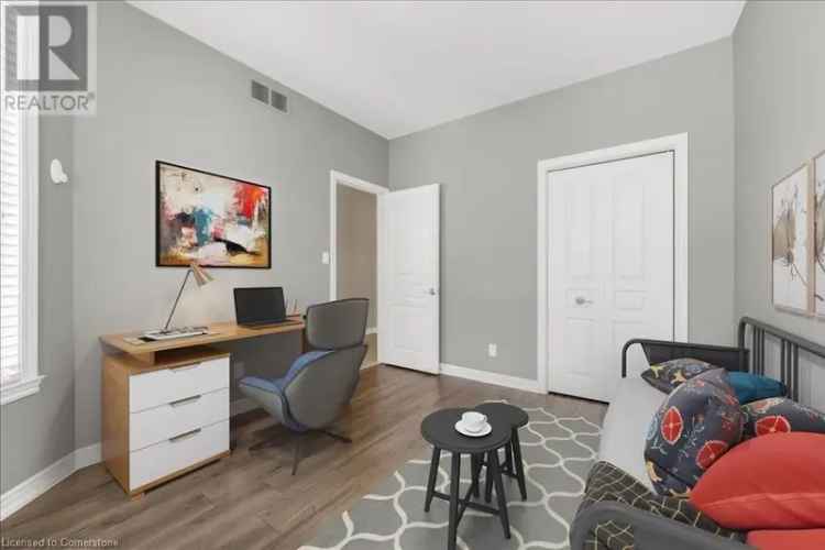 House For Sale in 24, Manorwood Drive, West Lincoln Township, Ontario
