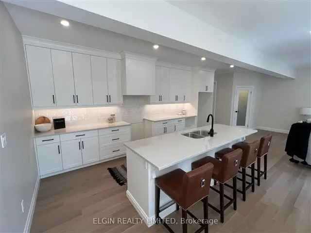 Luxury 4 1 Bedroom Semi Detached Condo with Finished Walkout Basement