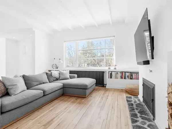 1.5 Storey House for Sale Quebec North Shore 3 1 Bedrooms 2 Baths