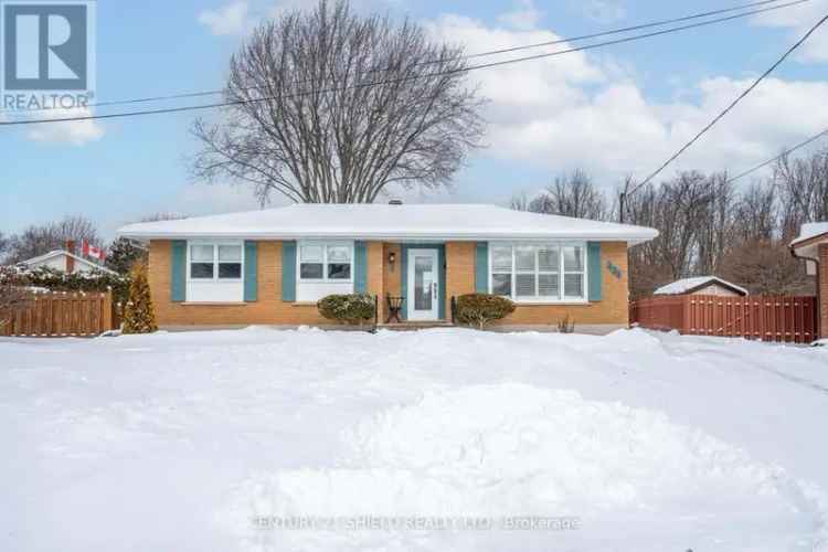 Family Home in Cornwall 3 Beds 2 Baths Finished Basement