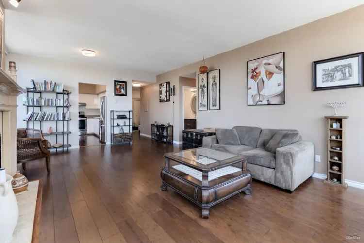 Metrotown Condo for Sale 2 Bed 2 Bath Spacious Unit