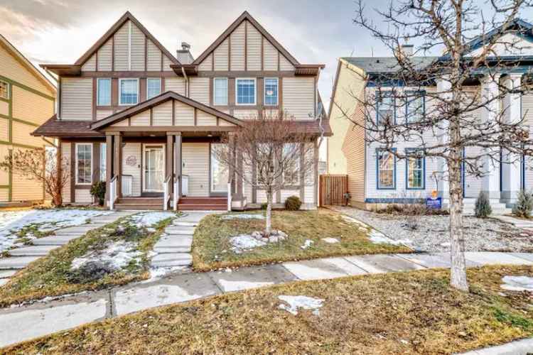 House For Sale in Calgary, Alberta