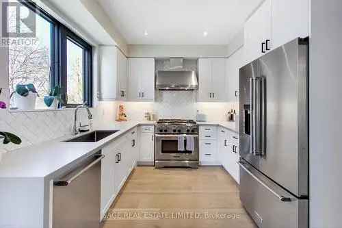 Luxury 4-Bedroom Townhouse in Richview Gardens Toronto