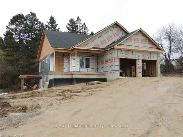 House For Sale in Grey Highlands, Ontario