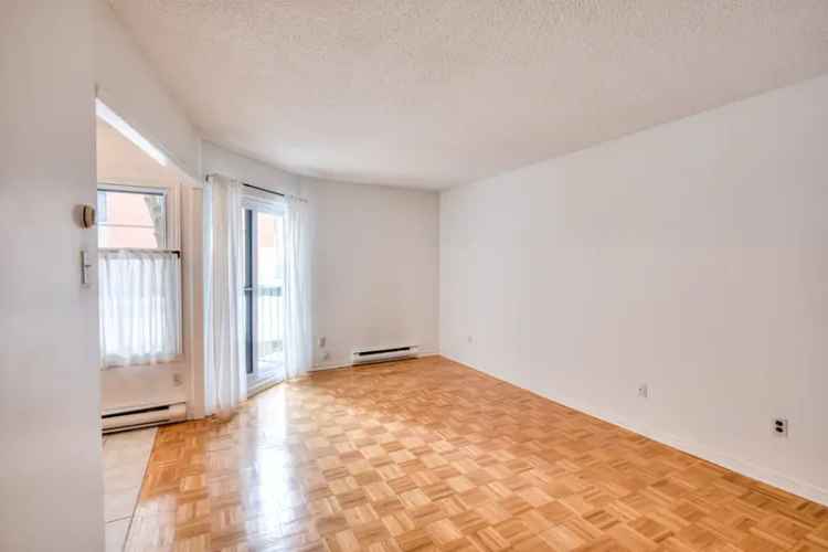 Apartment For Rent in Montreal, Quebec