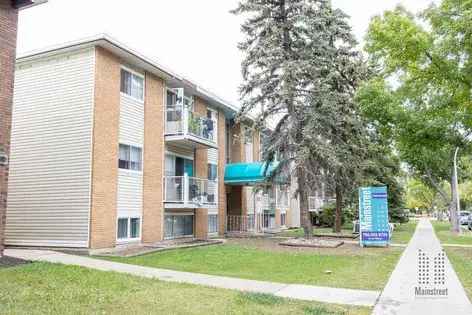 Rent 1 Room Apartment in Edmonton with Balcony and Pet-Friendly Options