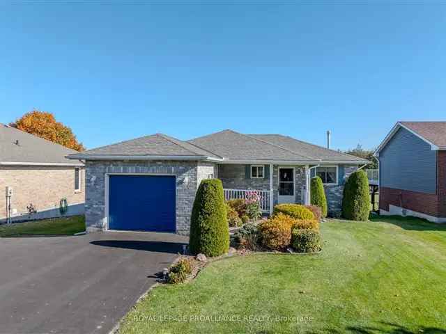 House For Sale in 244, North Trent Street, Quinte West, Ontario