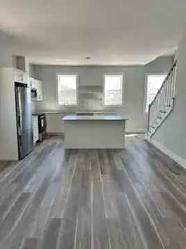 Stunning Brand New Townhouses 2 Bed, 1.5 Bath Parkdale $1995