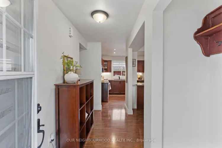 1712 sq ft 4-Level Sidesplit in Bowmanville 31 Bedrooms 15 Baths