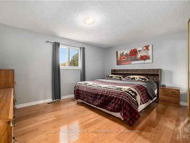 House For Sale in McNab/Braeside, Ontario