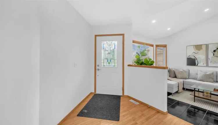 House For Sale , Calgary, Alberta