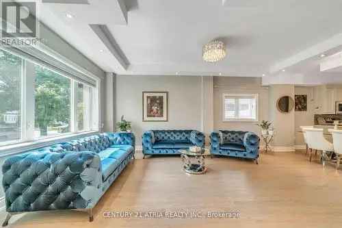 Luxury Custom-Renovated Home in Toronto Over 5000 sq ft