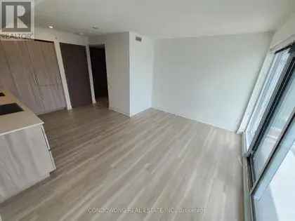 2 rooms apartment of 391 m² in Toronto