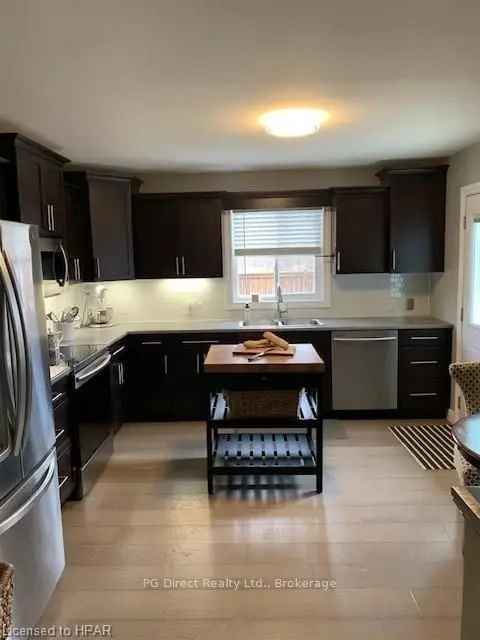 House For Sale in Thorold, Ontario