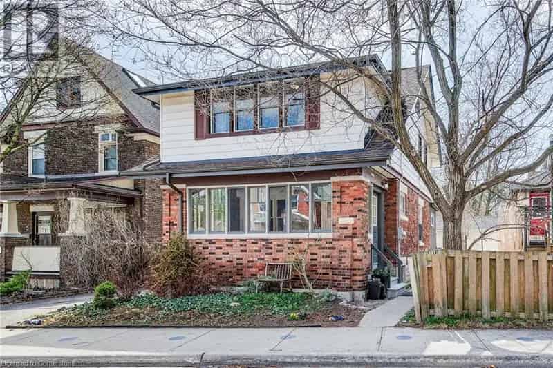 3-Bedroom Mount Hope Home Perfect for First-Time Buyers