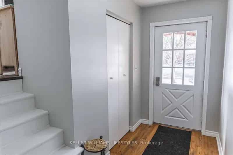 4 Bedroom 1.5 Bath Home with Fenced Yard and Fireplace