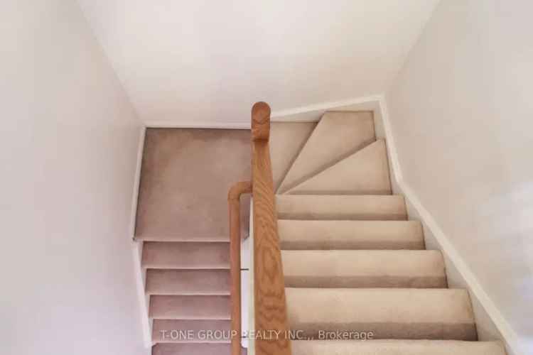 Bright Unionville Condo-Townhome  Finished Basement Near Top Schools