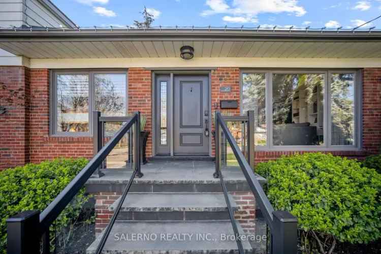 House For Sale in Toronto, Ontario