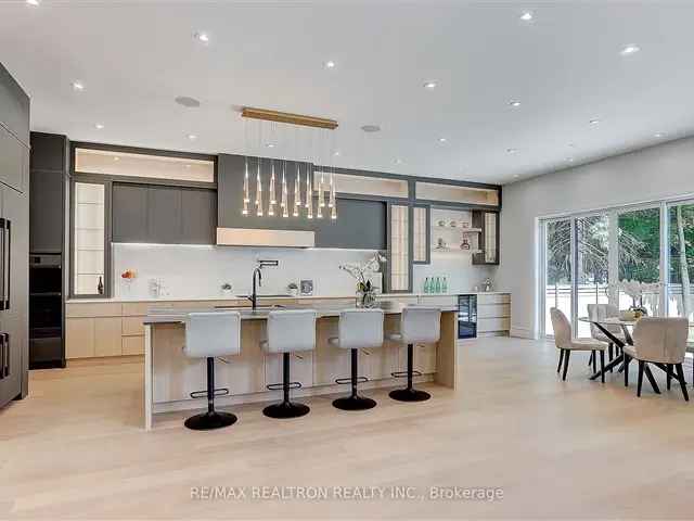 Luxury Unionville Home 7000 Sqft 8 Parking Spaces 2 Kitchens