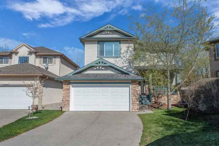 Family Home in West Springs 4 Bed 35 Bath Huge Lot Updated