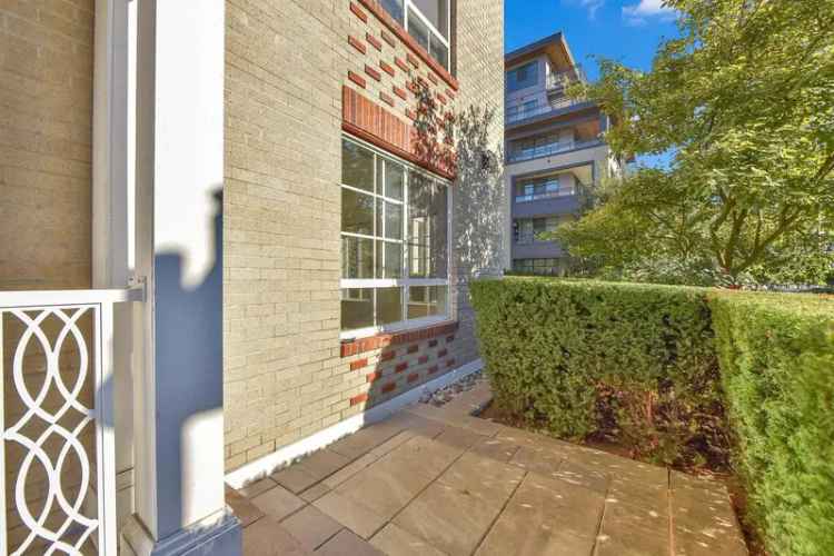 A $699,000.00 Apartment/Condo with 2 bedrooms in Coquitlam West, Coquitlam