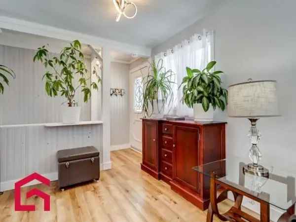Renovated Bungalow with River Views and Lake Access
