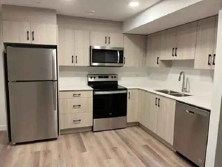 1 Bed 1 Bath Legal Basement Suite - Newly Built