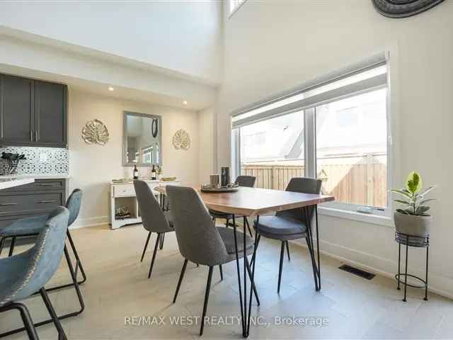 Townhouse For Sale in Richmond Hill, Ontario