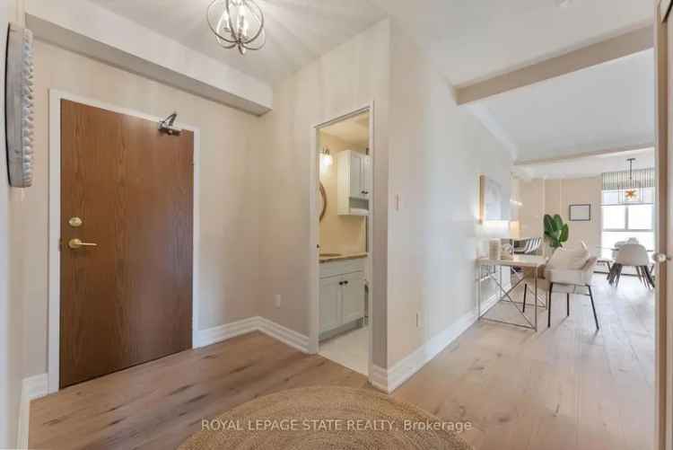 Luxury Waterfront Condo with Panoramic Lake Views
