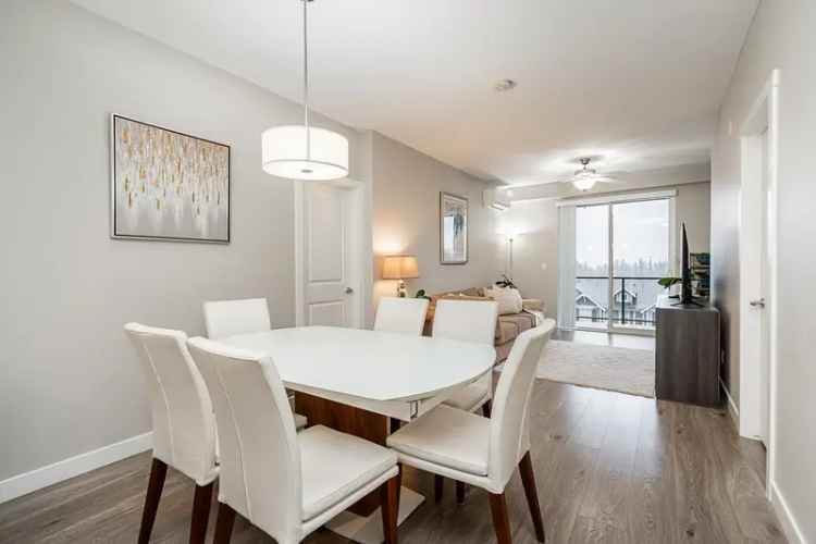 A $649,700.00 Apartment/Condo with 2 bedrooms in Willoughby Heights, Langley