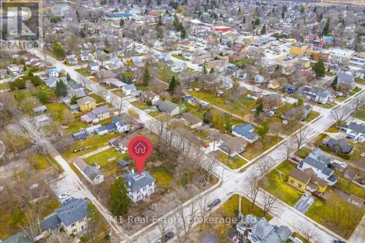 1890 Century Home 5 Bedrooms 3 Bathrooms Large Lot Wingham